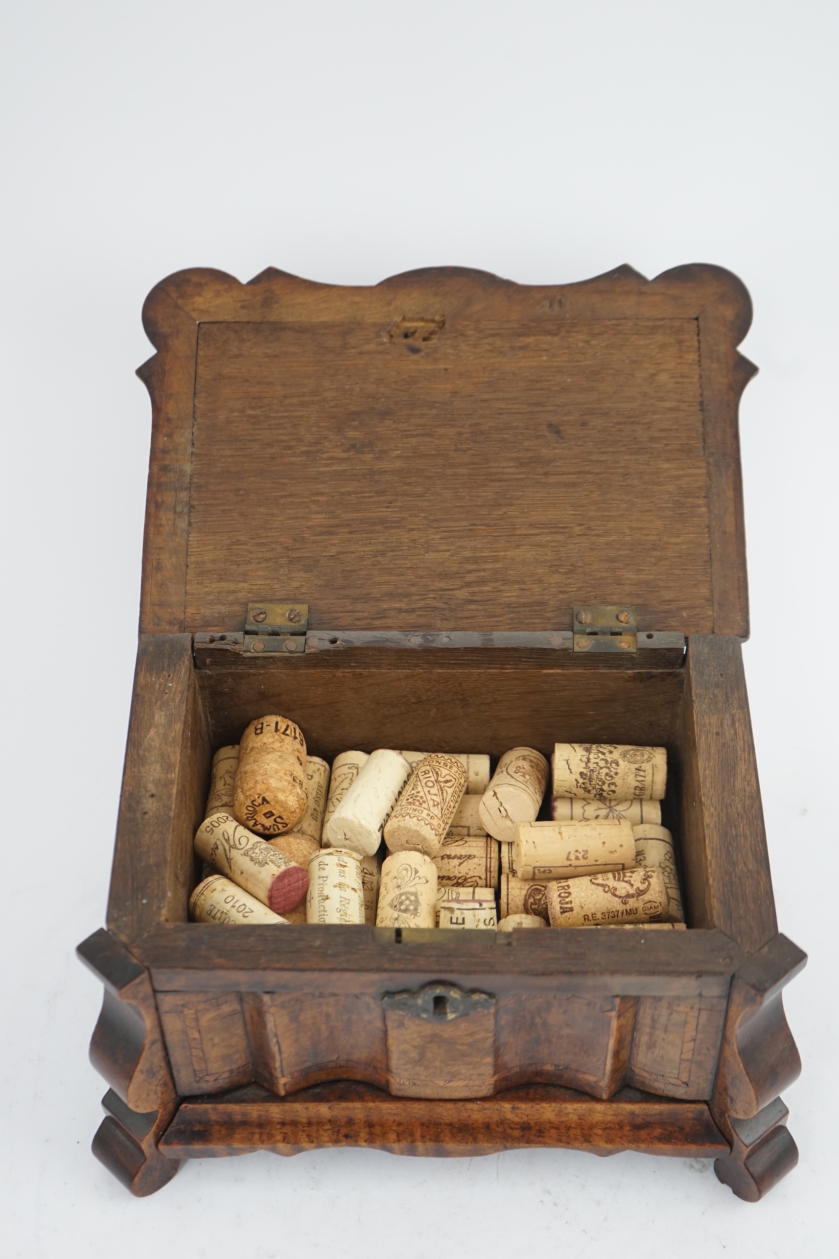 An early 18th century Dutch walnut casket